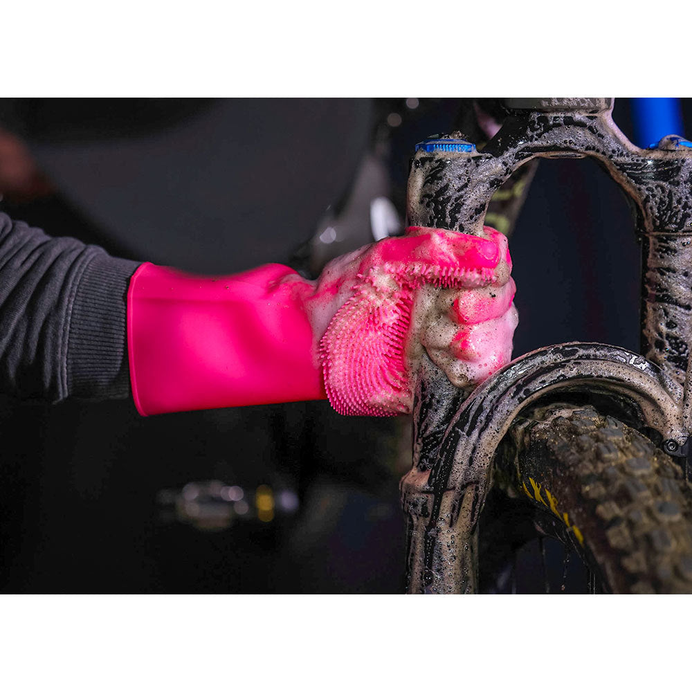 Bike cleaning store gloves