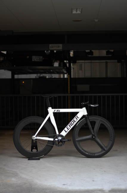 LEADER BIKES Rider