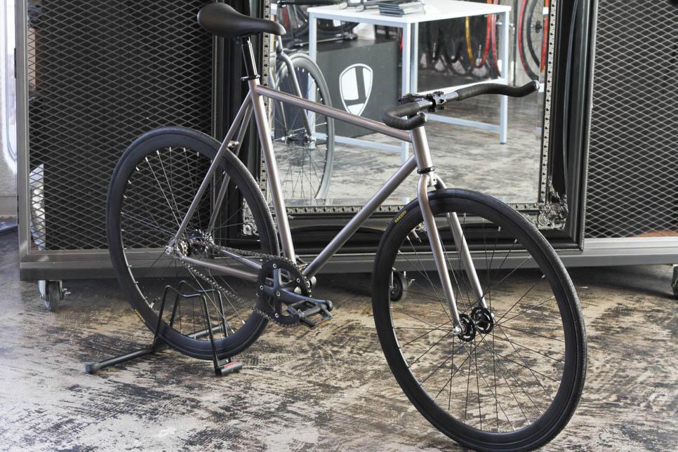 If a new color comes out from Cartel Bikes Avenue Lo! ! | ブロー