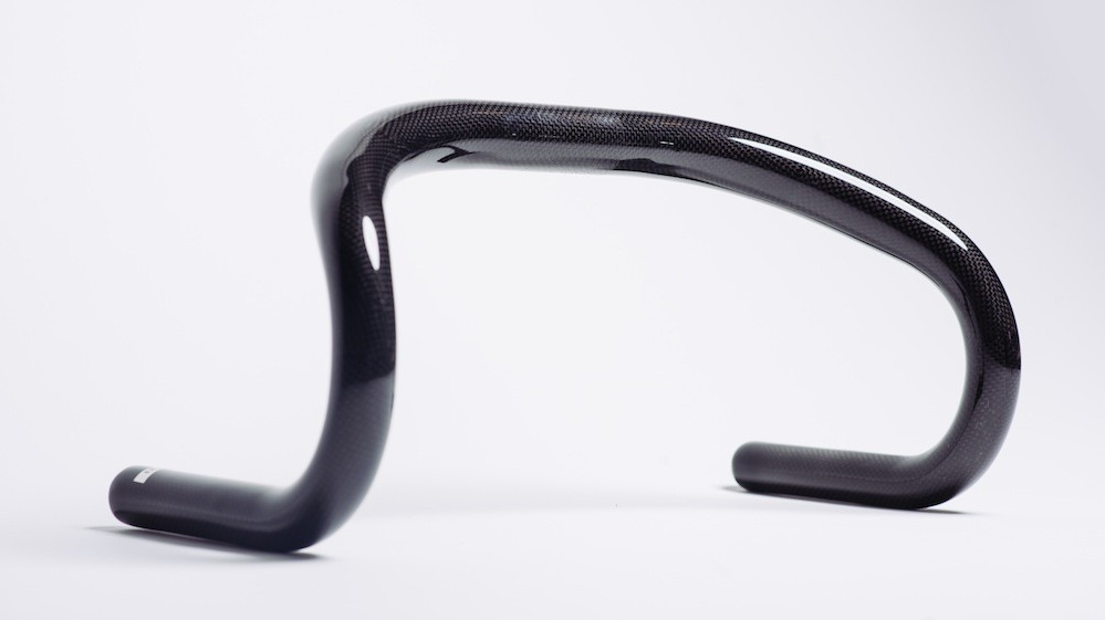 カーボン トラック ピストハンドル 31.8 x 幅350mm(330mmもあり カーボン トラック ピストハンドル 31.8 x 幅350mm(330mmもあり