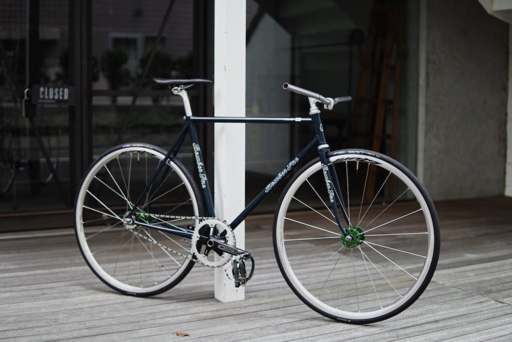 ボンバープロ bomber pro ピスト クロモリフレーム　dura-ace 公道走行不可】 ボンバープロ BOMBER PRO トラック ピスト NJS