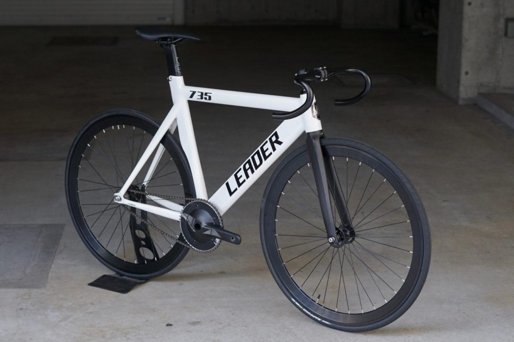 高身長の方必見!! 中古車入荷しました!! | ブローチャーズ - BROTURES