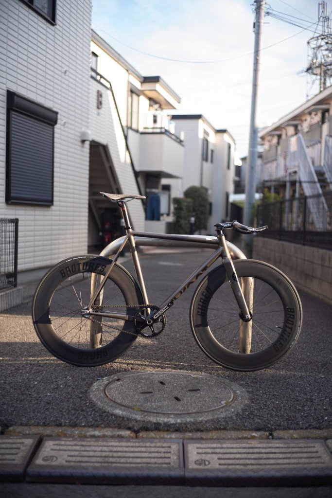 THEピストバイク | ブローチャーズ - BROTURES ONLINE STORE