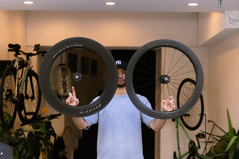 SHRED WHEEL 間も無く入荷!!