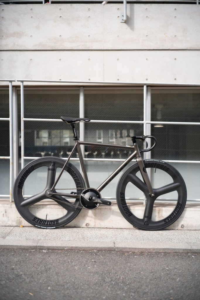 こんなKAGEROどうでしょう。 | ブローチャーズ - BROTURES ONLINE