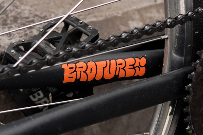 吉祥寺店限定!車体成約でステッカープレゼントキャンペーン!