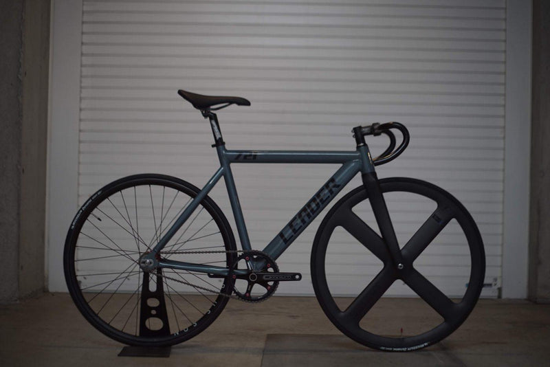 注目のスポットカラー第三弾”721TR METALLIC GRAY”