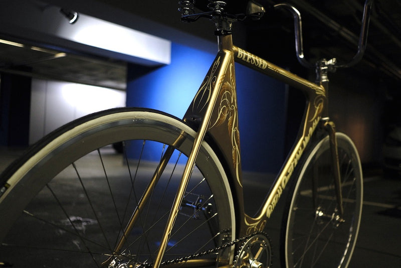 BROTURESカスタムショップで世界に一台のピストバイクを仕上げてみませんか?