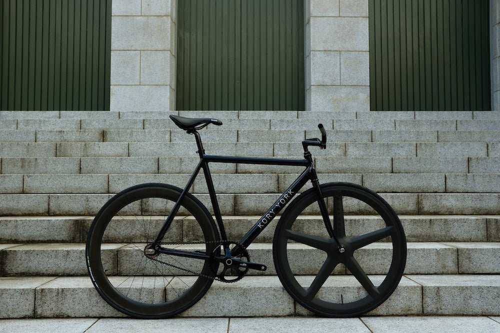 KORY YORKも限定1本で入荷しています!! | ブローチャーズ - BROTURES