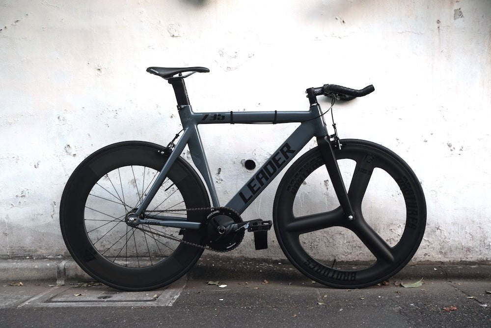 LEADER BIKE 735TR ホワイト → ポルシェ | ブローチャーズ - BROTURES