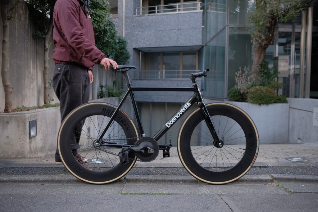 DOSNOVENTAのホリゾンタルフレームといえば。 | ブローチャーズ