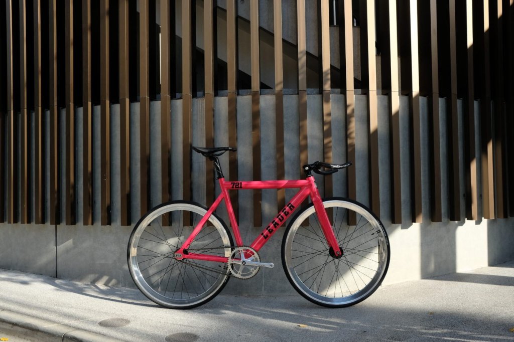 721 Limited Pink Custom Bike Introduction | ブローチャーズ