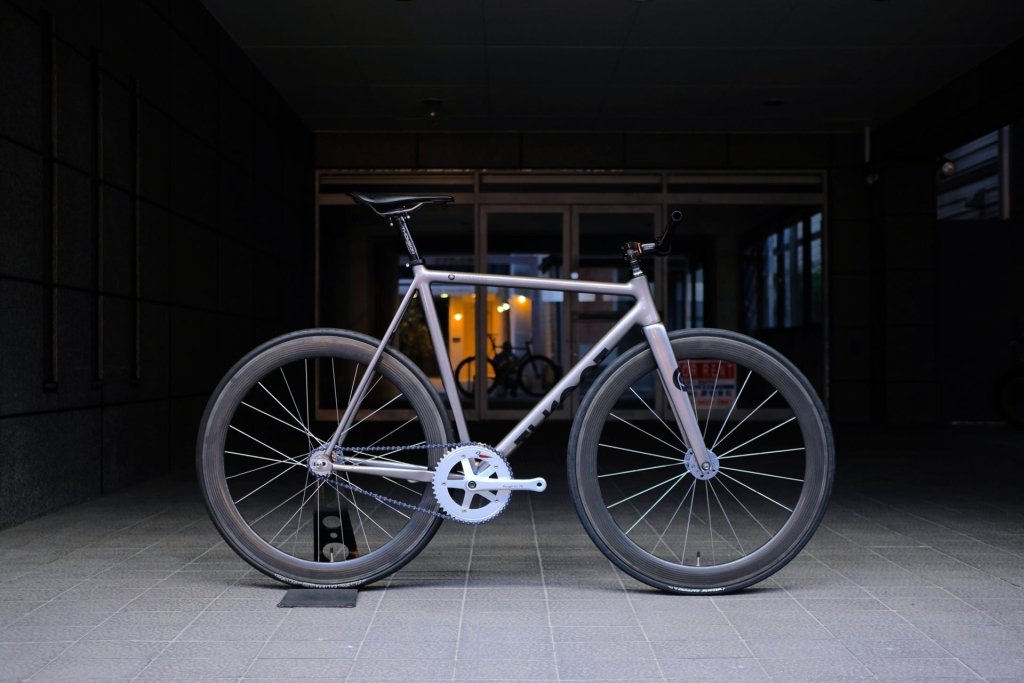 BROTURES TYRANT KAGERO L フルカスタム 未使用 ピスト BROTURES TYRANT KAGERO L フルカスタム 未使用 ピスト