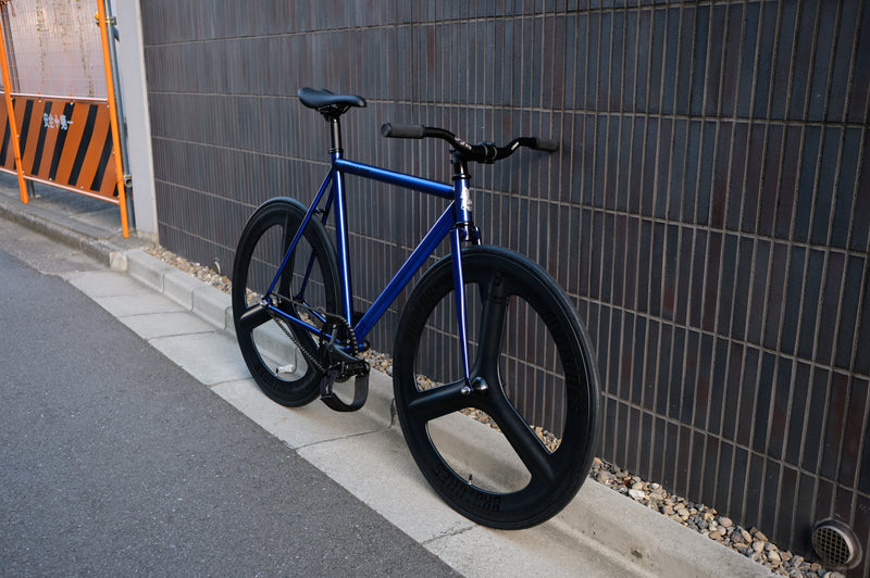 待ち焦がれたトランスブルー。ANGELINOのニューカラーが本日より発売開始。