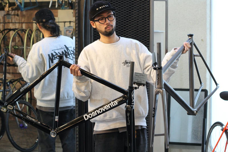 あのBROTURES2大人気フレームを専門的な視点で比較してみた。