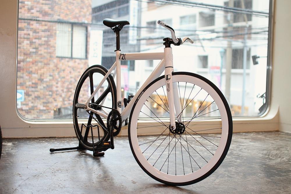 LEADER BIKE 721TR x REAR CUSTOM | ブローチャーズ - BROTURES ONLINE