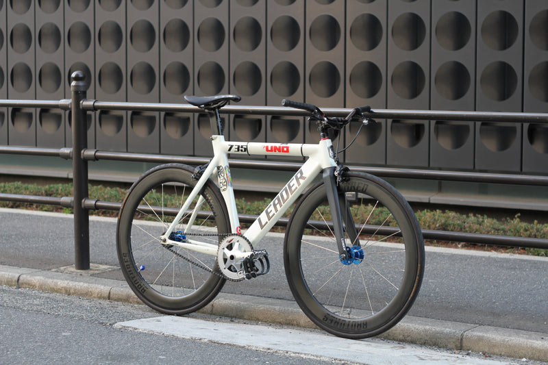 載せ替えは究極のバイクカスタム。735TRから次のフレームへ。