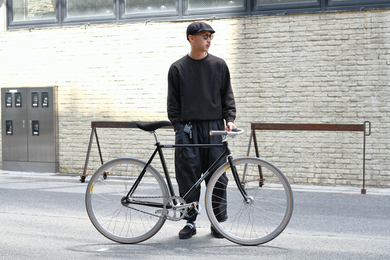 20代がファッションと楽しめるピストバイク「HOW I ROLL CHAMP」