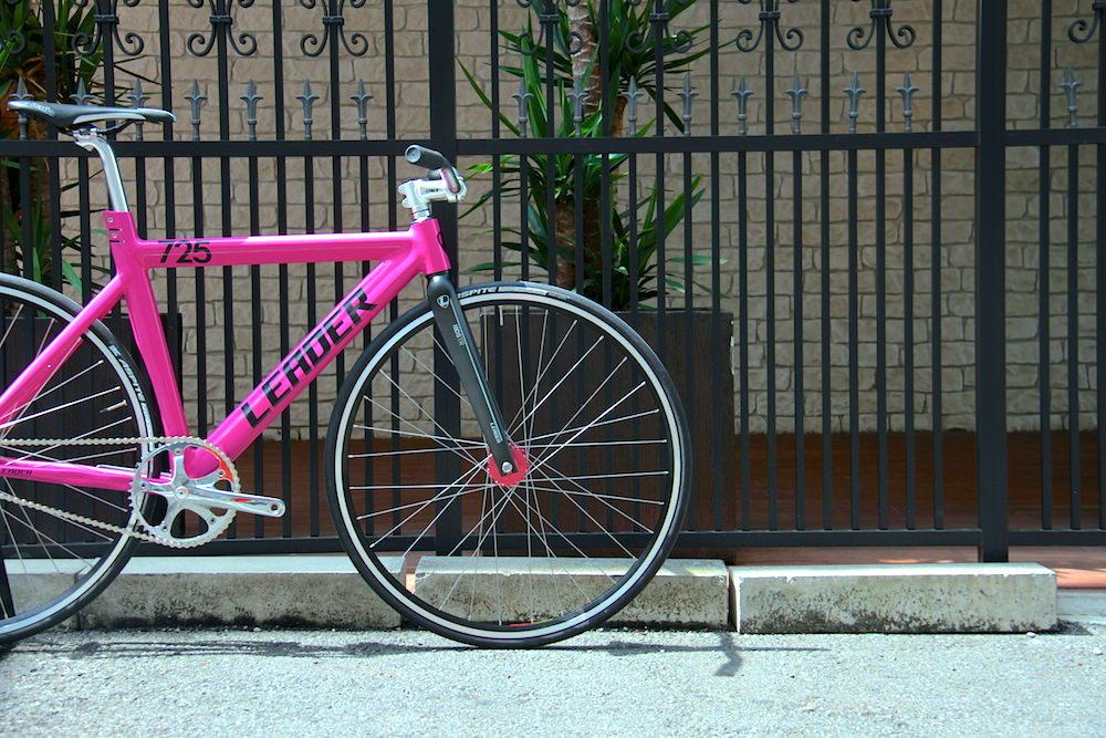 LEADER BIKES 725 PINK CUSTOM!!! | ブローチャーズ - BROTURES ONLINE