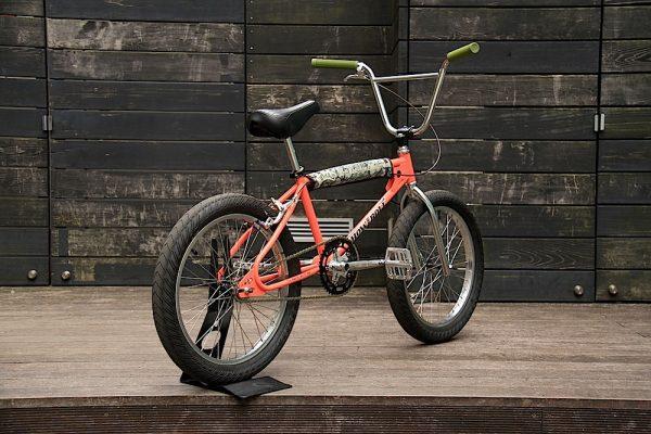 HOW I ROLL KICK IT 26インチ BMX ビーチクルーザー HOW I ROLL “KICK