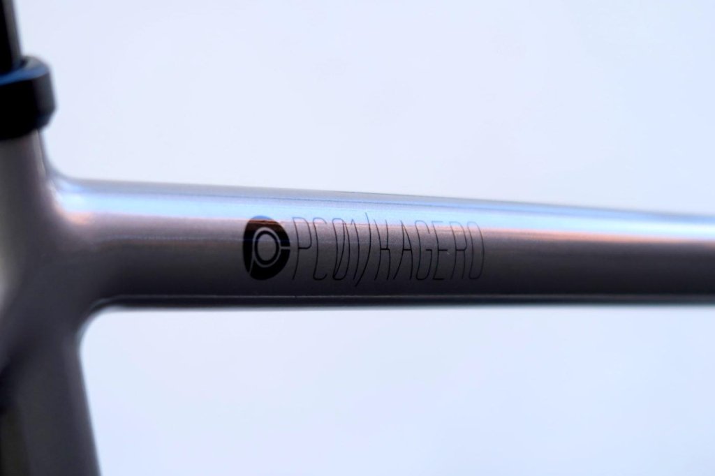 即完確実なフレームカラー | ブローチャーズ - BROTURES ONLINE STORE