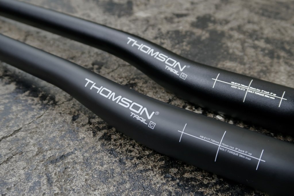 トムソン　アルミ看板セット 袖（突出し）看板】三和サインワークス 202角丸アルミLEDブラック