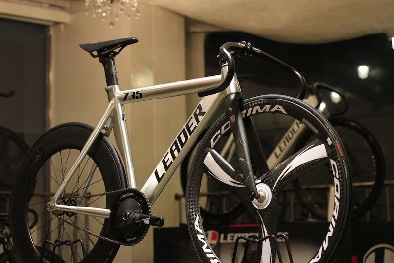 たぶん世界で最もリーダーバイクを見れる場所。LEADER BIKES 展示受注会開催中 !!