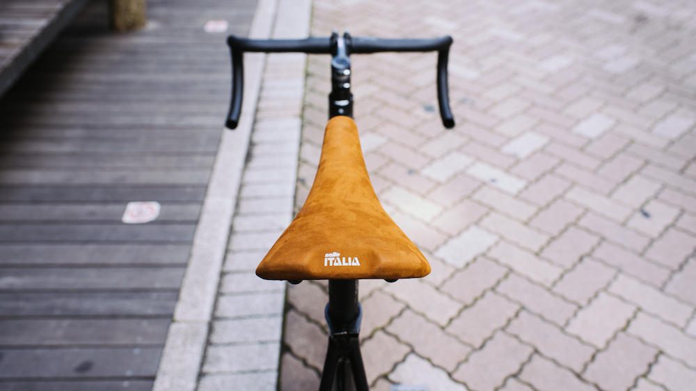 selle* ITALIA FLITE 心細く 1990 NUBUK Titanium