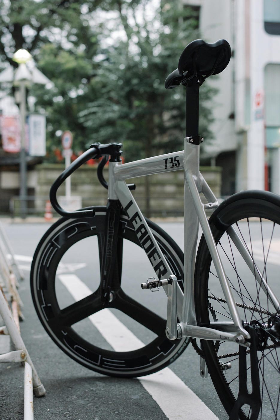 LEADER BIKES 735TR POLISH × HED H3D CUSTOM!! | ブローチャーズ 