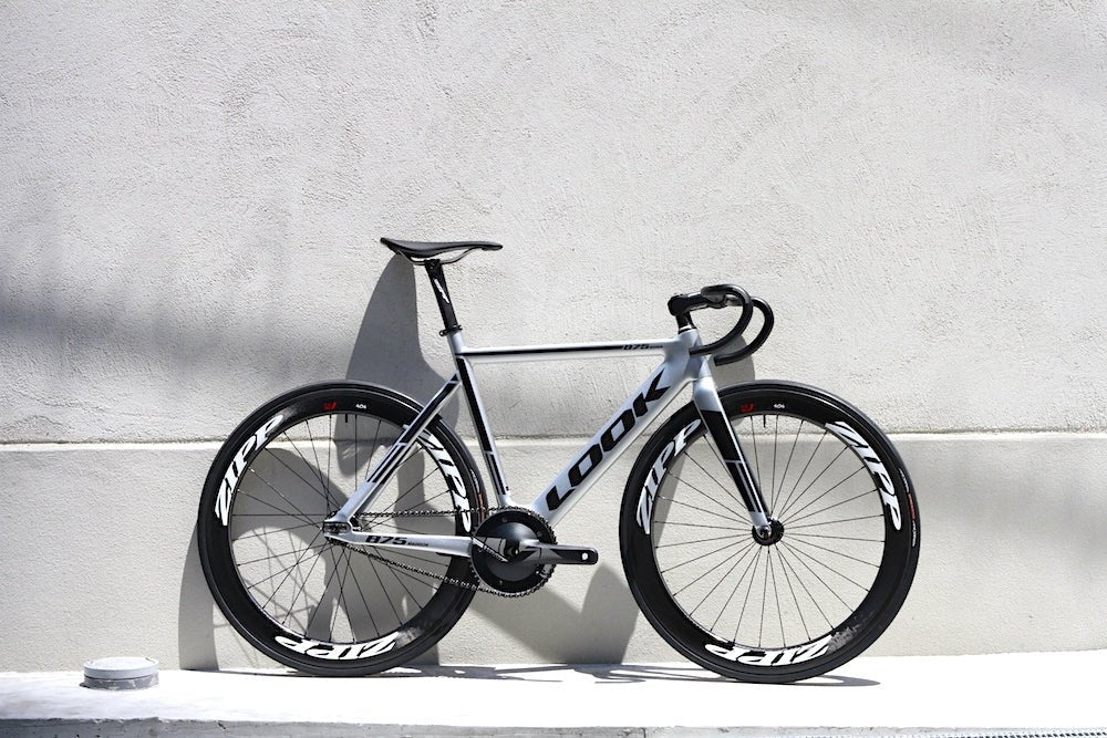 カーボンフレームの新しい選択肢。LOOK 875 MADISON | ブロー