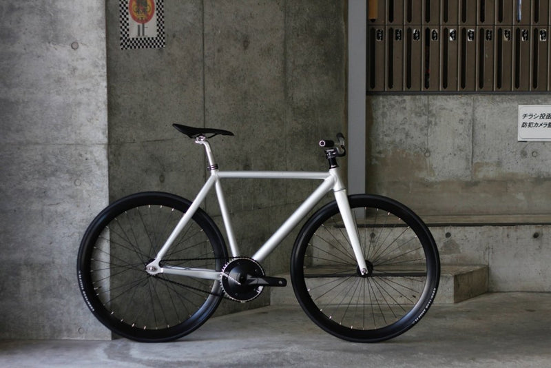 ん??意外と価格が抑えられる車体”BEASTIE