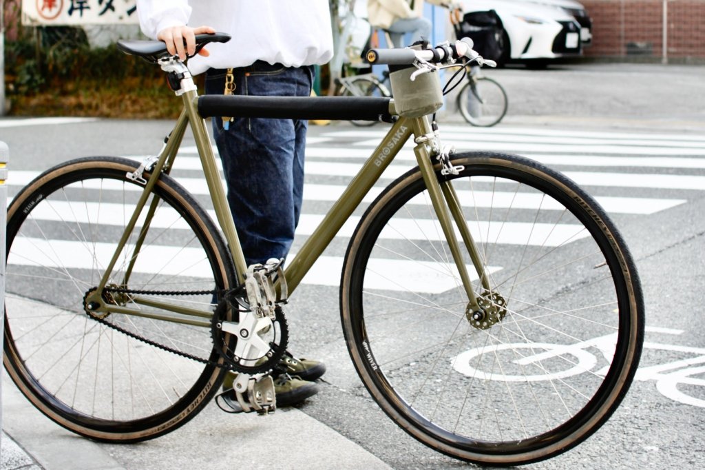 ANGELINOに乗ってるんですよ、僕だって。 | ブローチャーズ - BROTURES