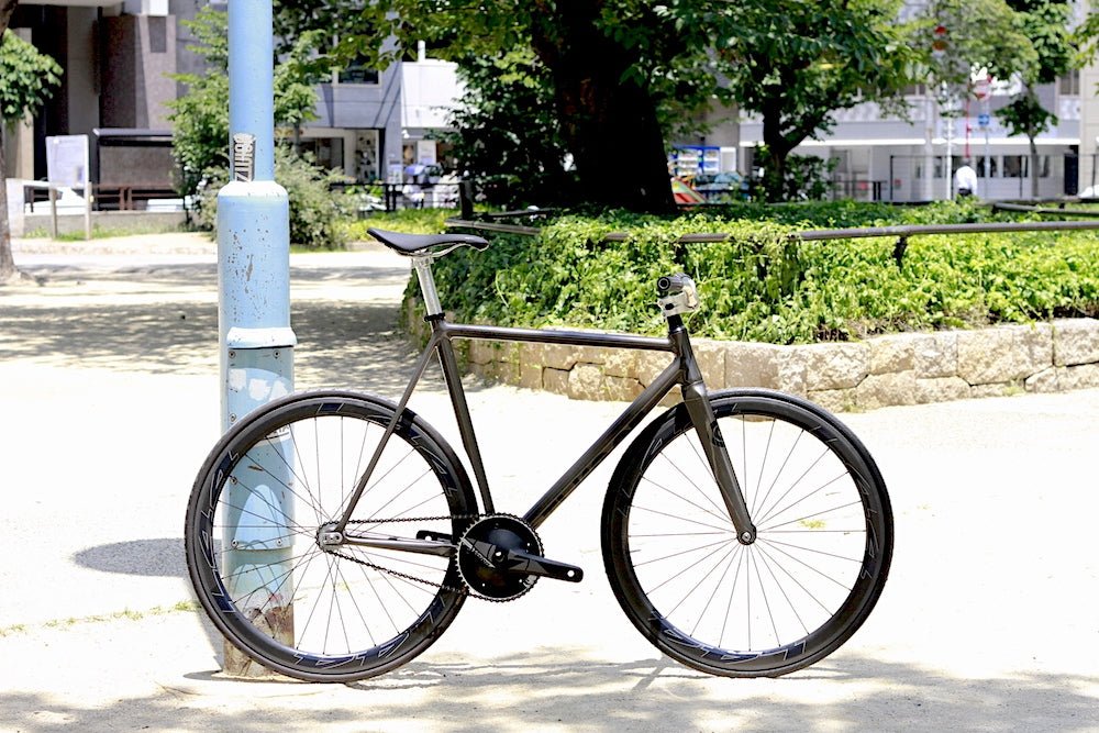 前下がりの最高峰” | ブローチャーズ - BROTURES ONLINE STORE