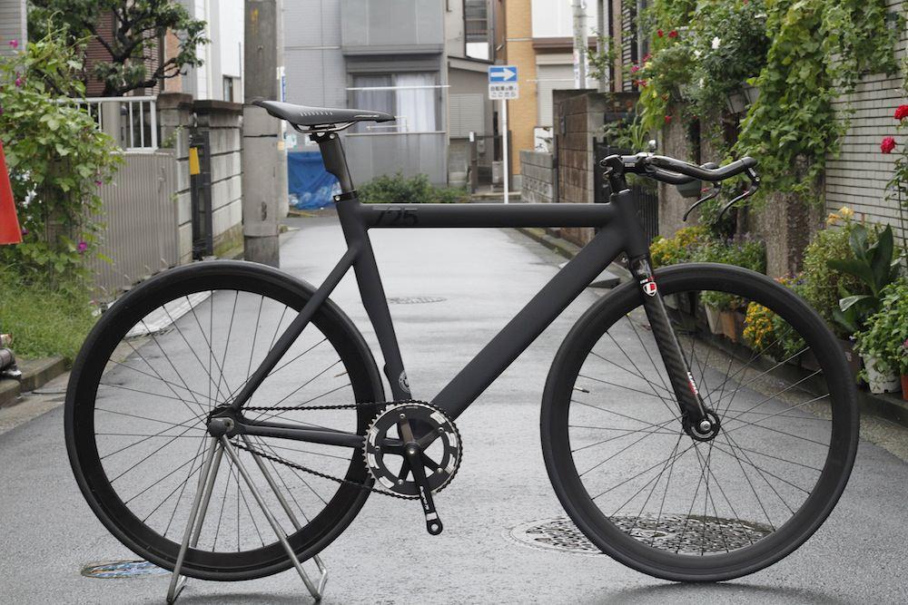 Leader Bike 725TR ALL BLACK TT Custom | ブローチャーズ 