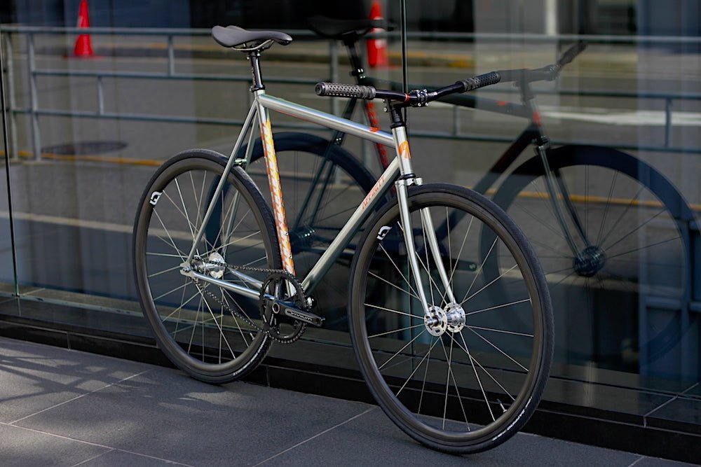 いつも通り、早速組んじゃいました。AFFINITY CYCLES LOPRO