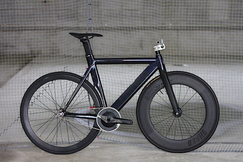 735TRの限定カラーが残ってるってよ!