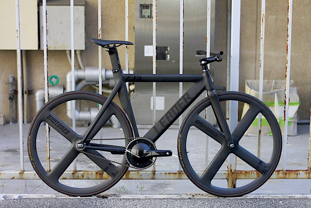 ブローチャーズ　3バトン　クリンチャー　フロント ブローチャーズ 3バトン クリンチャー フロント NEW TRE