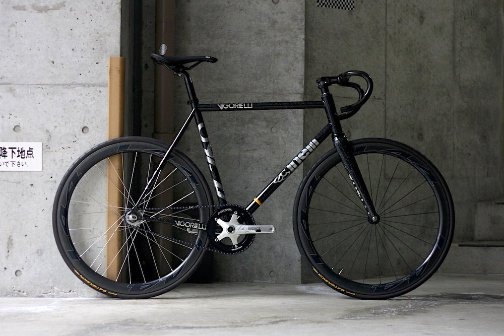軽くすりゃ良いってもんじゃない。鉄の魅力。CINELLI VIGORELLI STEEL