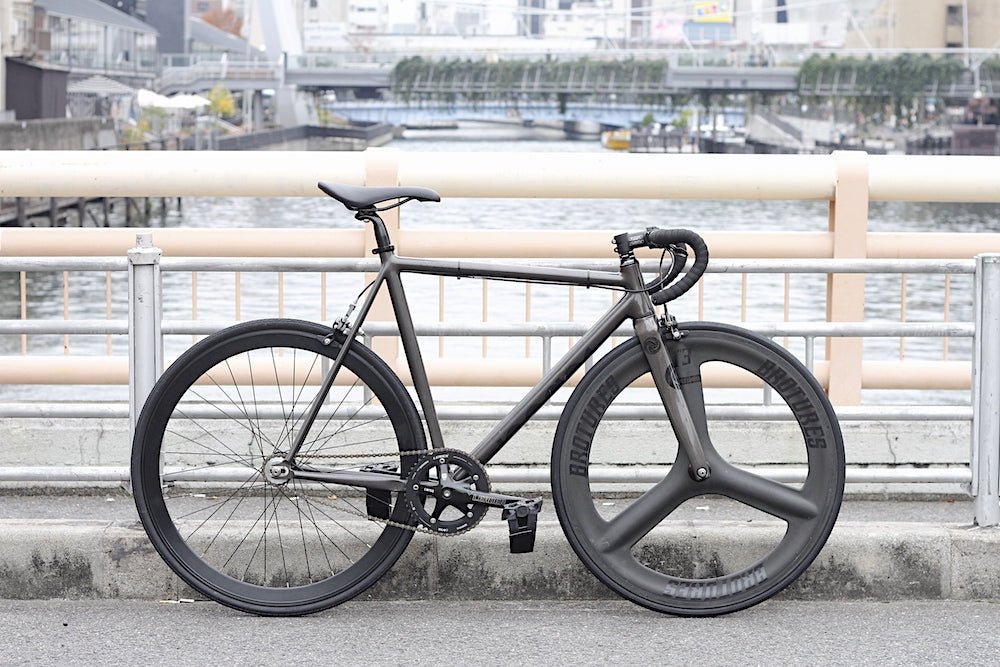 完成車 Leader Bikes Kagero XL リペイント LEADER BIKES 「リーダー