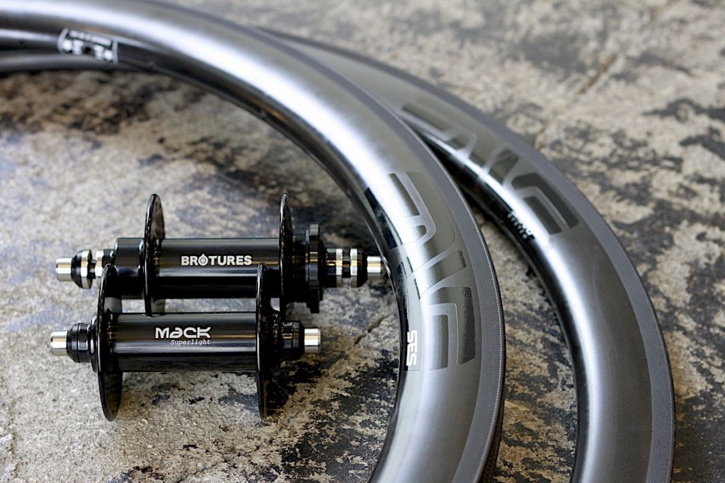 緊急入荷】超軽量 MACK SUPER LIGHT HUB, ENVE RIMS 入荷。 | ブロー