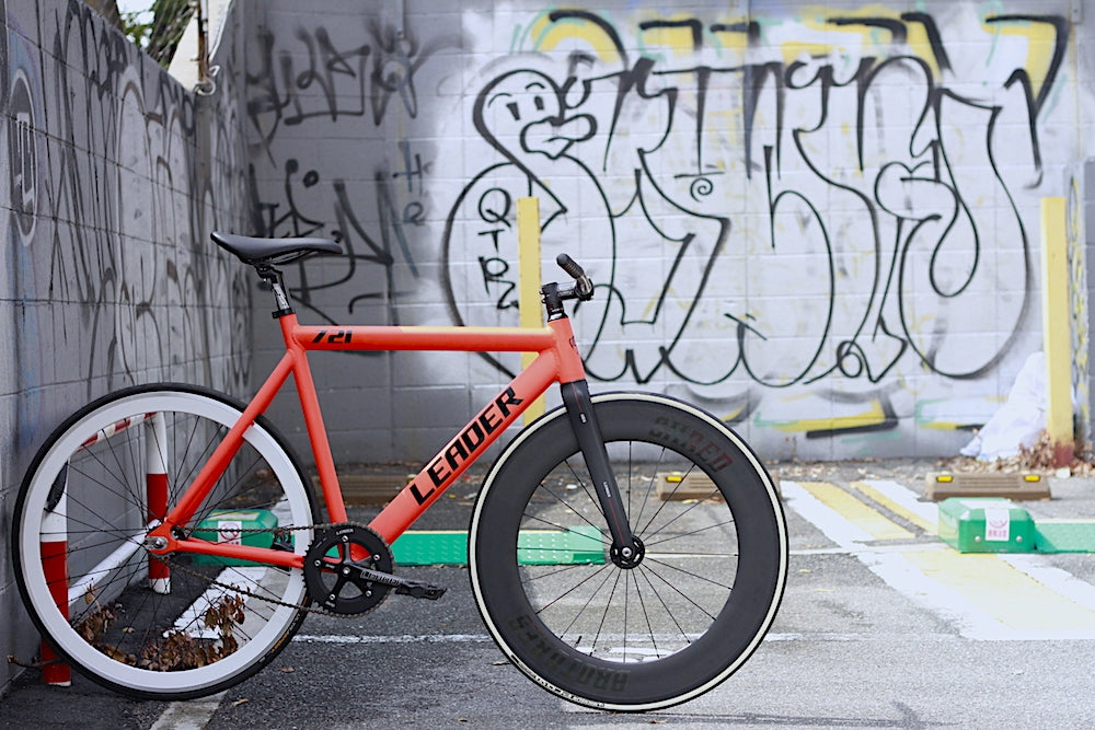 It's the extension of Leader Bikes 721 | ブローチャーズ - BROTURES 