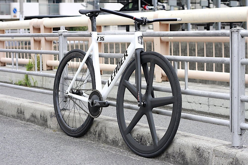 735TR に 5本バトン!