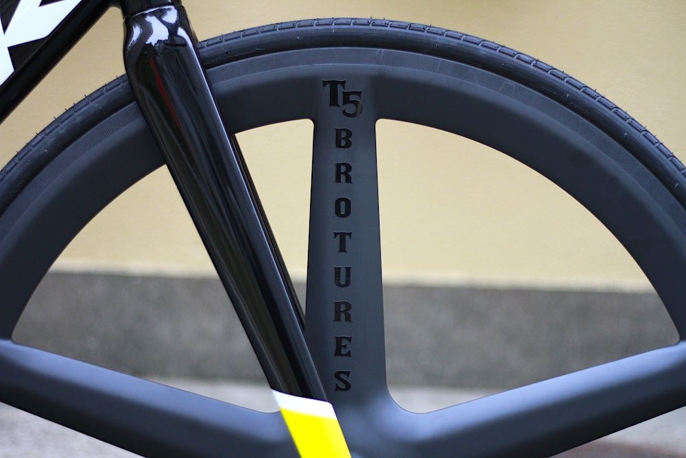 New T5 Custom Bikes | ブローチャーズ - BROTURES ONLINE STORE