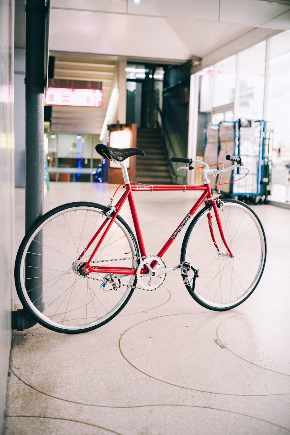Incorporate a fixie bike on a daily basis ブローチャーズ - BROTURES ONLINE STORE 