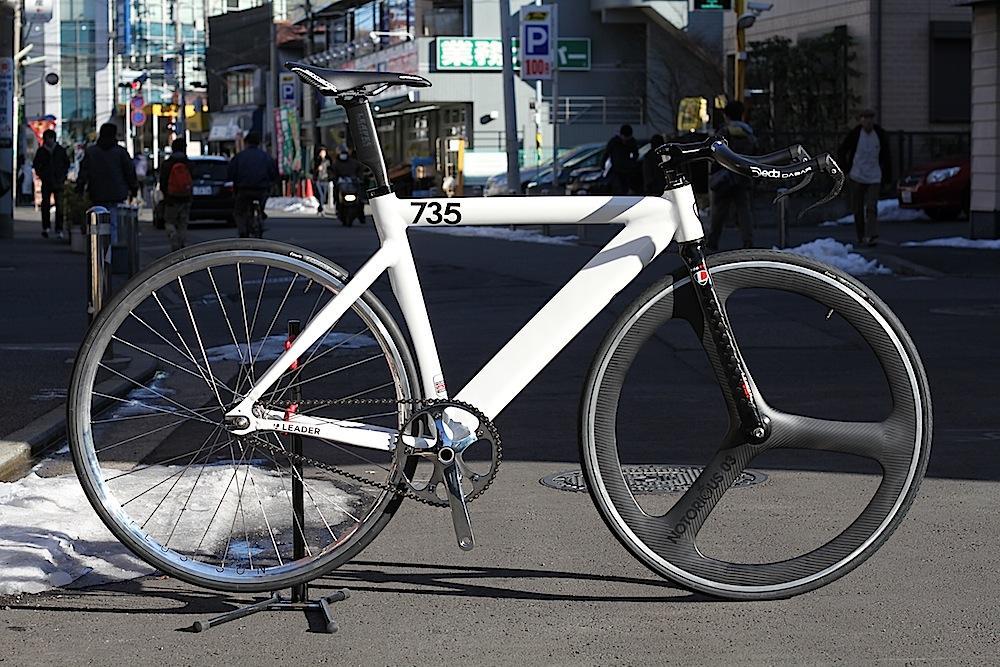 WHITE! 735TR LEADER BIKES | ブローチャーズ - BROTURES ONLINE STORE - ピストバイク通販