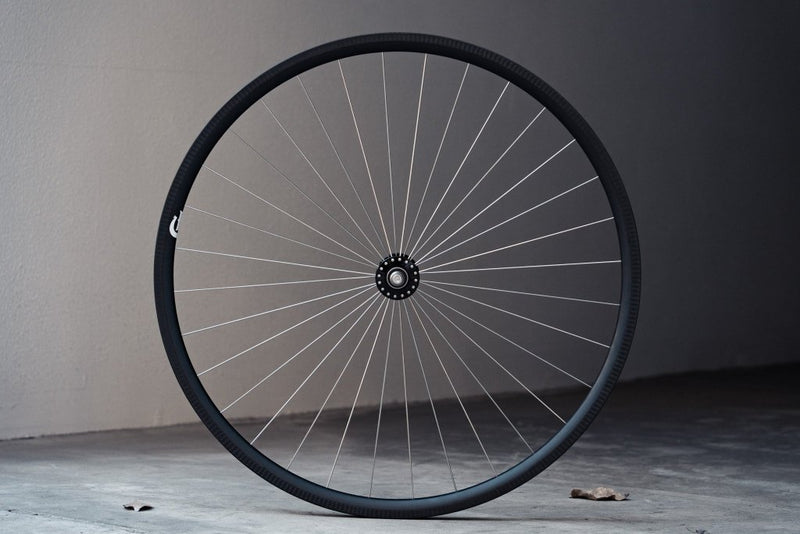 BROTURES F25 x Philwood Low Flange Track Hub