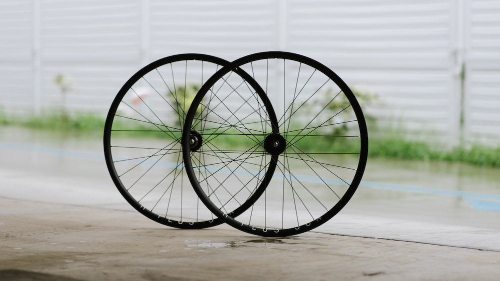 PHILWOOD × H PLUS SON road wheel-www.pradafarma.com