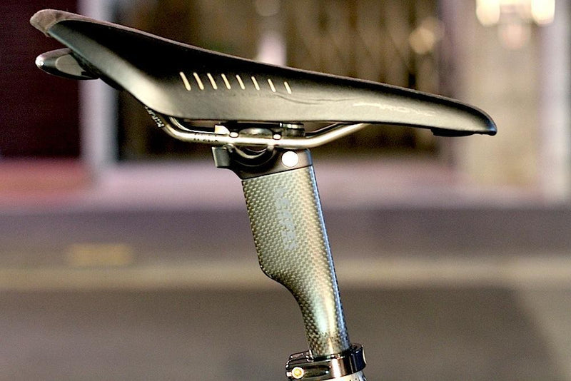 AERO CARBON SEAT POST SHORT