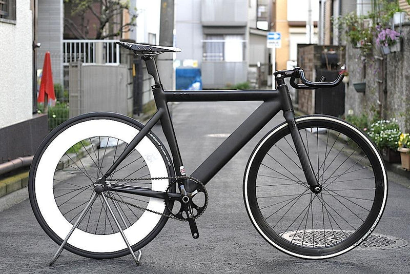 LEADER BIKE 735TR BLACK & WHITE