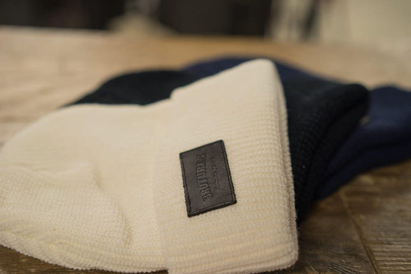 冬にはBROTURES SWAGGEST BEANIE